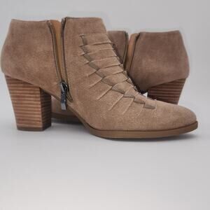 NWOT Franco Sarto Size‎ 9M Booties Leather/Man Made Upper Laced Top Stacked Heel